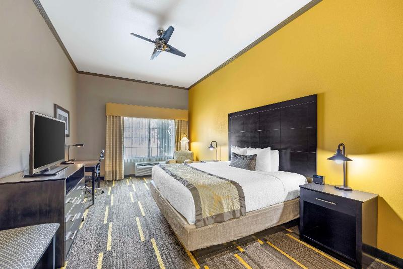 Best Western Plus Emerald Inn & Suites image