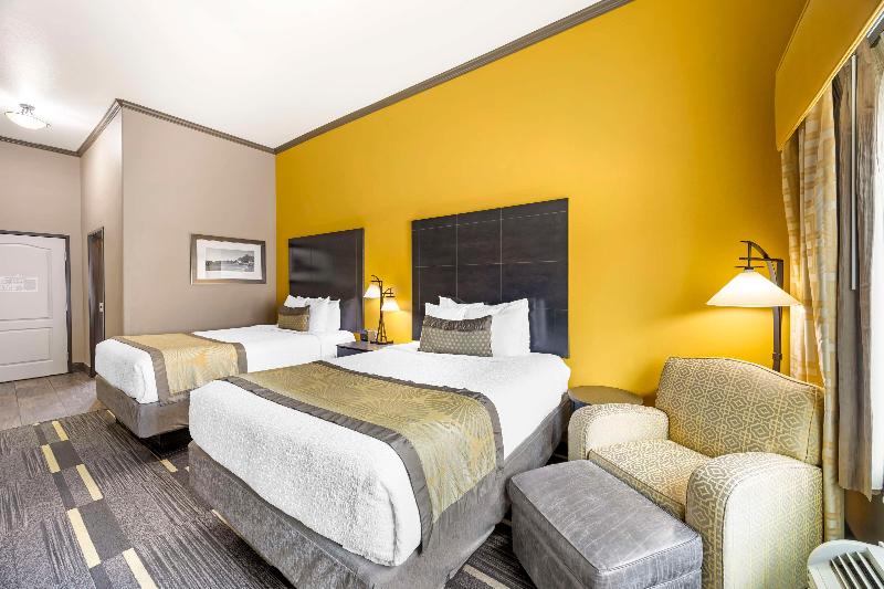 Best Western Plus Emerald Inn & Suites image