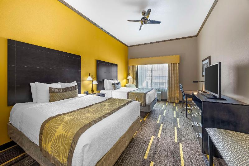 Best Western Plus Emerald Inn & Suites image