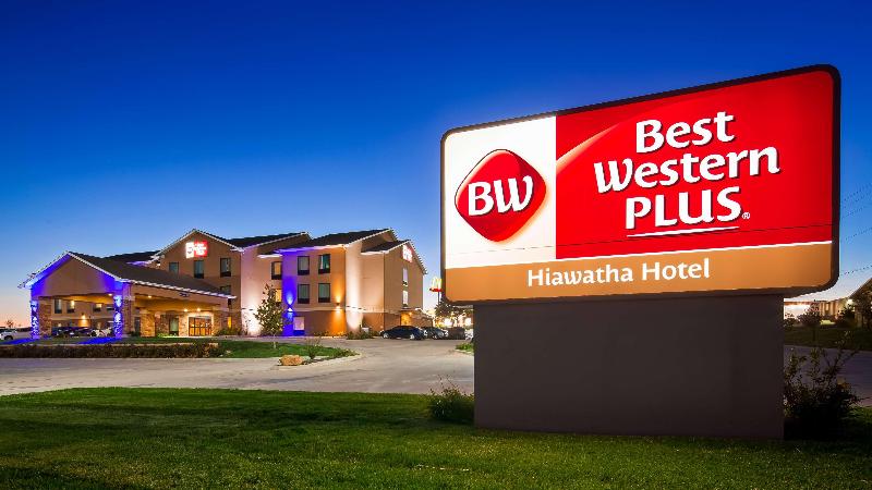 Best Western Plus Hiawatha Hotel image