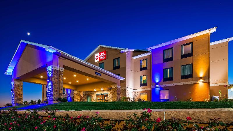 Best Western Plus Hiawatha Hotel image