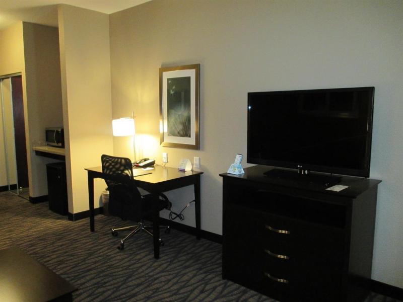 Best Western Plus Hiawatha Hotel image