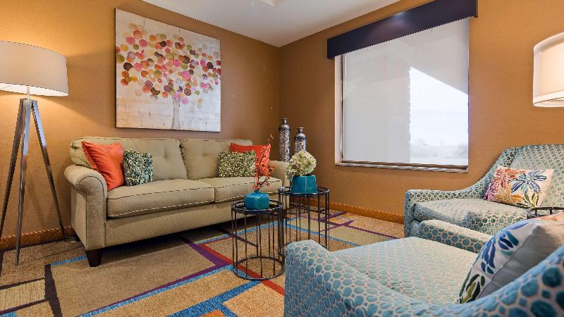 Best Western Plus Hiawatha Hotel image