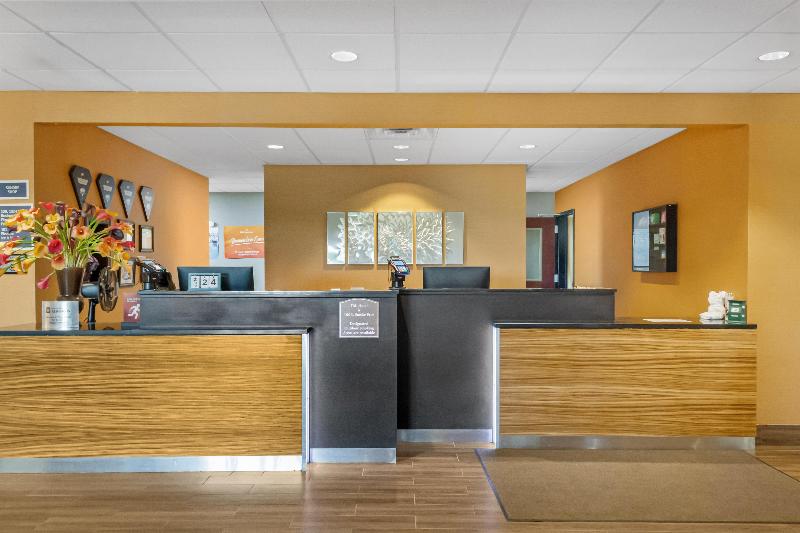 Best Western Plus Hiawatha Hotel image