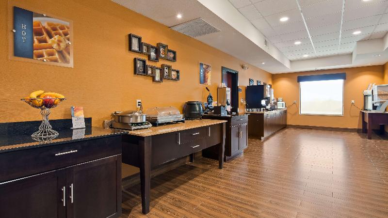 Best Western Plus Hiawatha Hotel image
