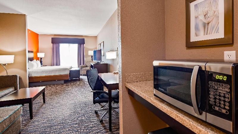 Best Western Plus Hiawatha Hotel image