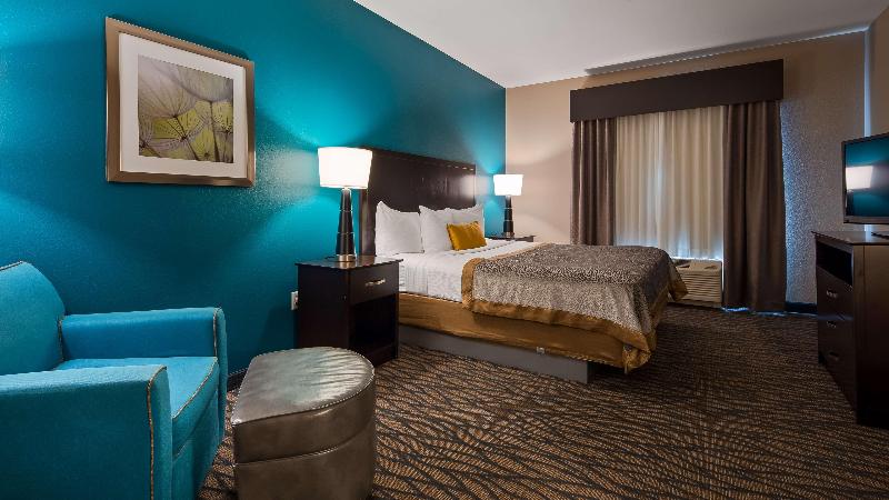 Best Western Plus Hiawatha Hotel image