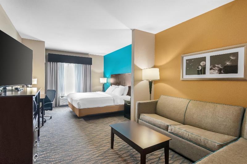 Best Western Plus Hiawatha Hotel image