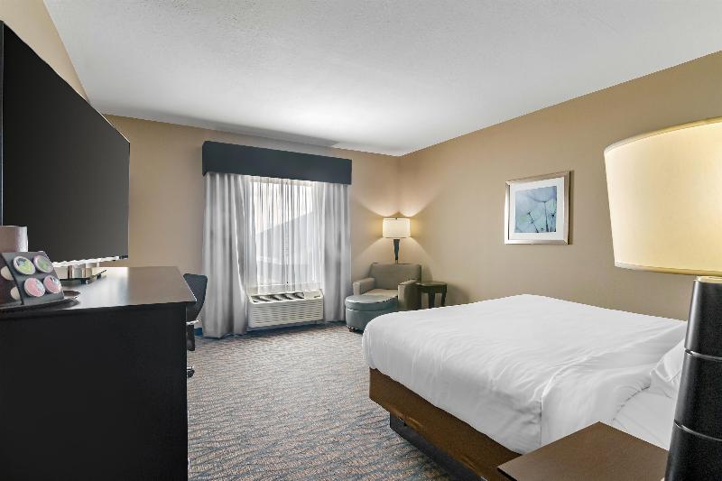 Best Western Plus Hiawatha Hotel image