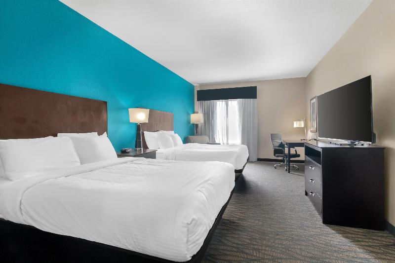 Best Western Plus Hiawatha Hotel image