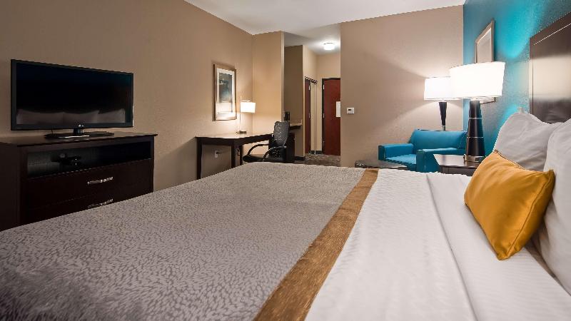 Best Western Plus Hiawatha Hotel image