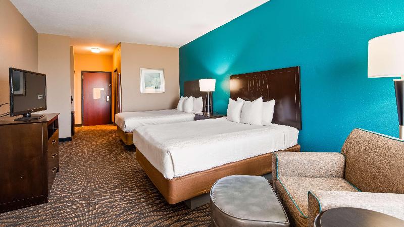 Best Western Plus Hiawatha Hotel image