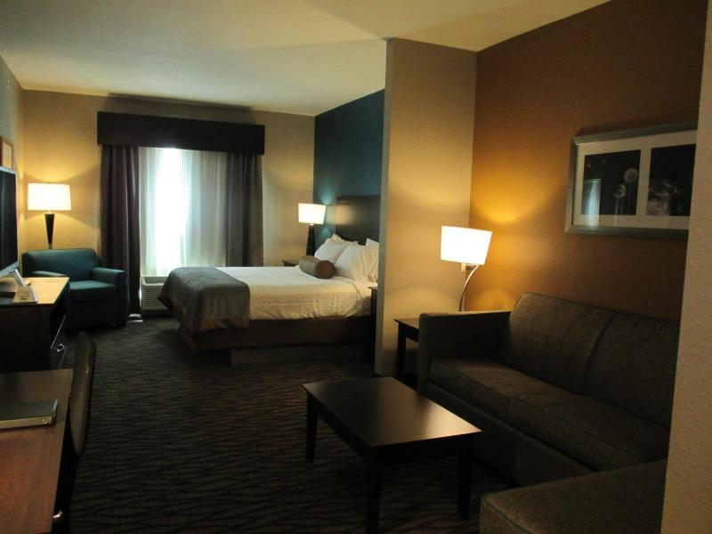 Best Western Plus Hiawatha Hotel image