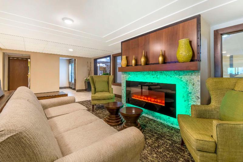 Best Western Plus New Ulm image