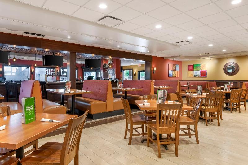 Best Western Plus New Ulm image