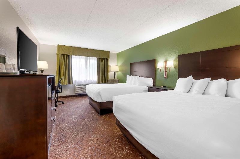 Best Western Plus New Ulm image