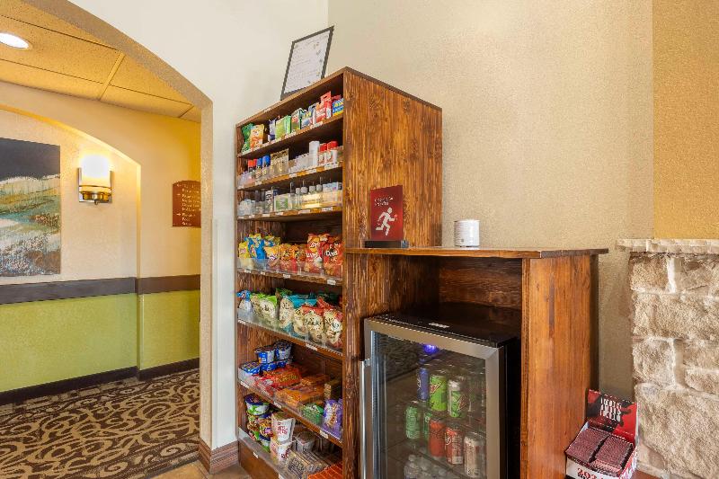 Best Western Plus Sikeston image