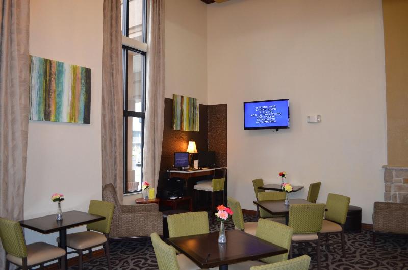 Best Western Plus Sikeston image