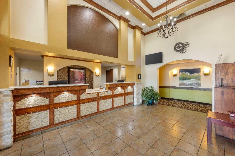 Best Western Plus Sikeston image
