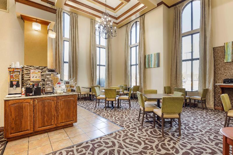 Best Western Plus Sikeston image