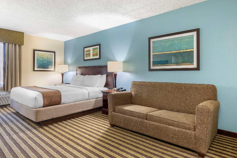 Best Western Plus Sikeston image