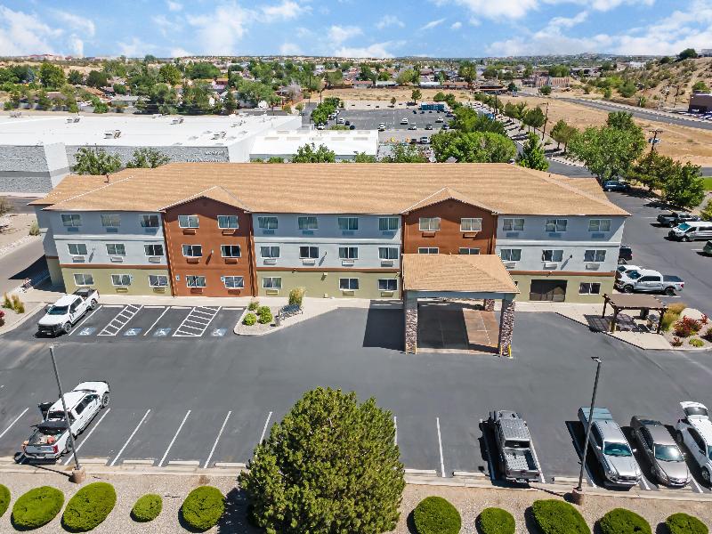 Best Western Plus The Four Corners Inn