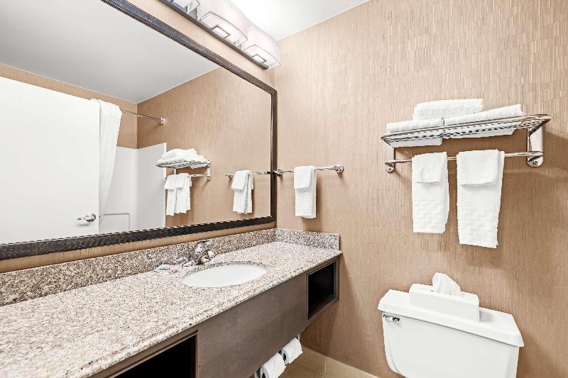 Best Western Maple City Inn image