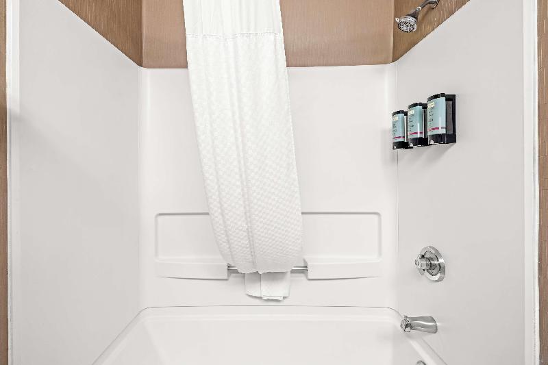 Best Western Maple City Inn image