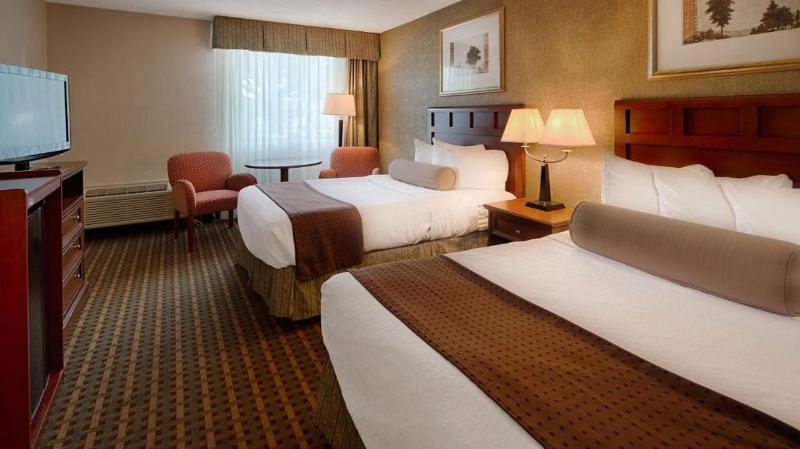 Baymont By Wyndham Marietta image