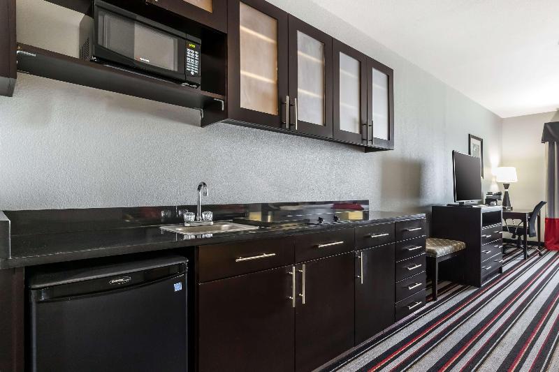 Best Western Plus Coweta's 1st Hotel image