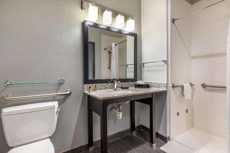 Best Western Plus Coweta's 1st Hotel image