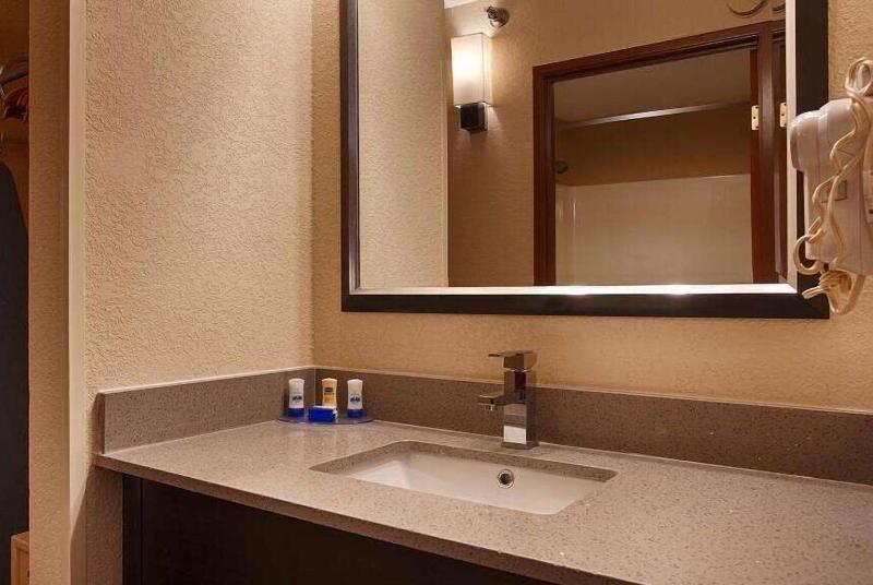 Days Inn By Wyndham Indiana Pa Near Iup image