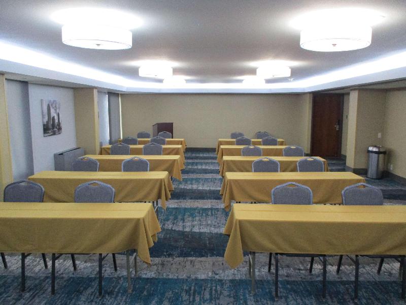 Best Western Plus Lake Jackson Inn & Suites image