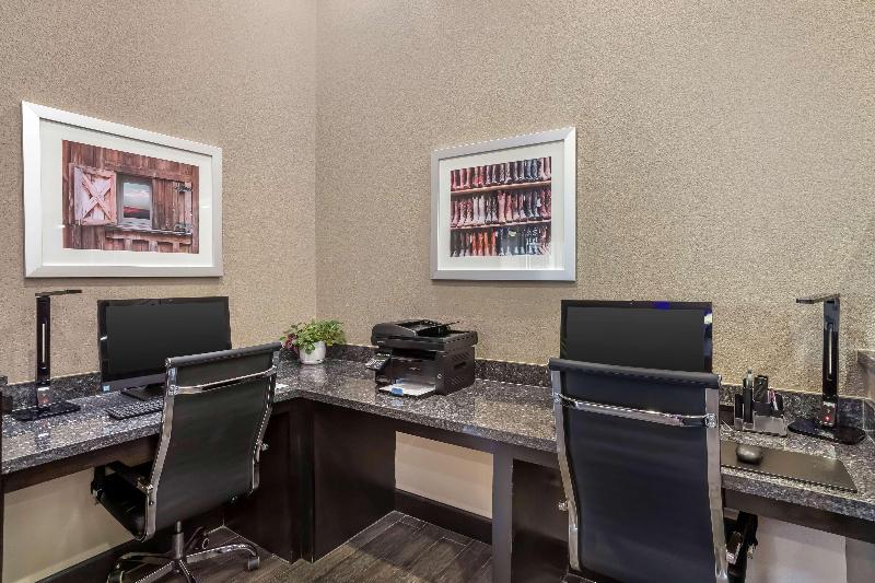 Best Western Plus Lake Jackson Inn & Suites image