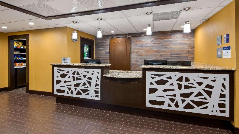 Best Western Plus Lake Jackson Inn & Suites image