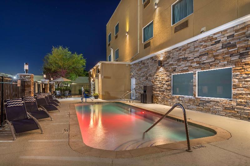 Best Western Plus Lake Jackson Inn & Suites image