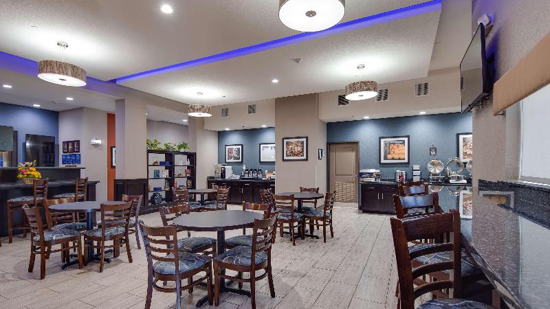 Best Western Plus Lake Jackson Inn & Suites image