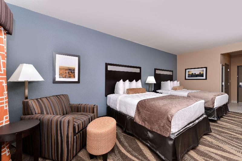 Best Western Plus Lake Jackson Inn & Suites image