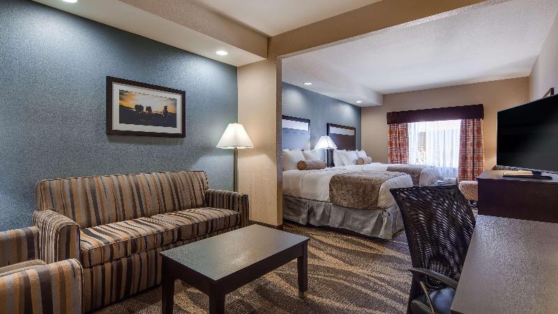 Best Western Plus Lake Jackson Inn & Suites image
