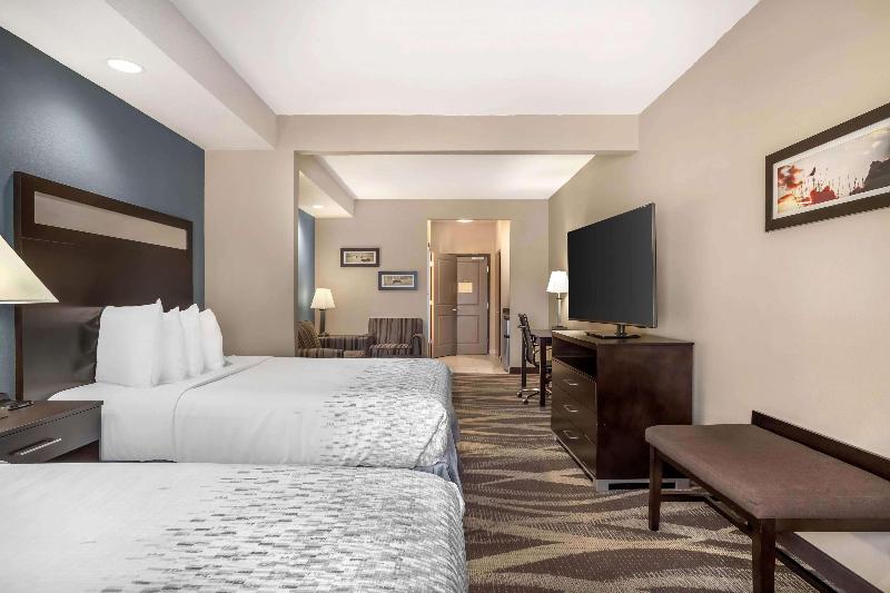 Best Western Plus Lake Jackson Inn & Suites image