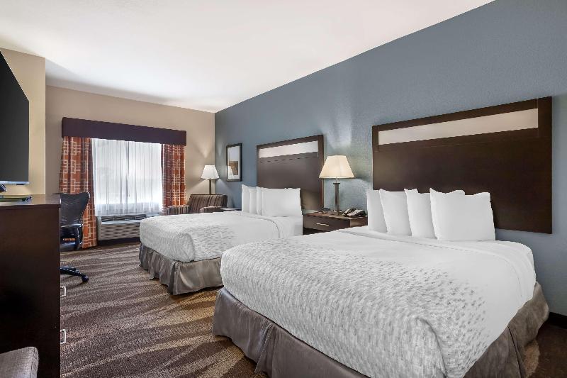Best Western Plus Lake Jackson Inn & Suites image