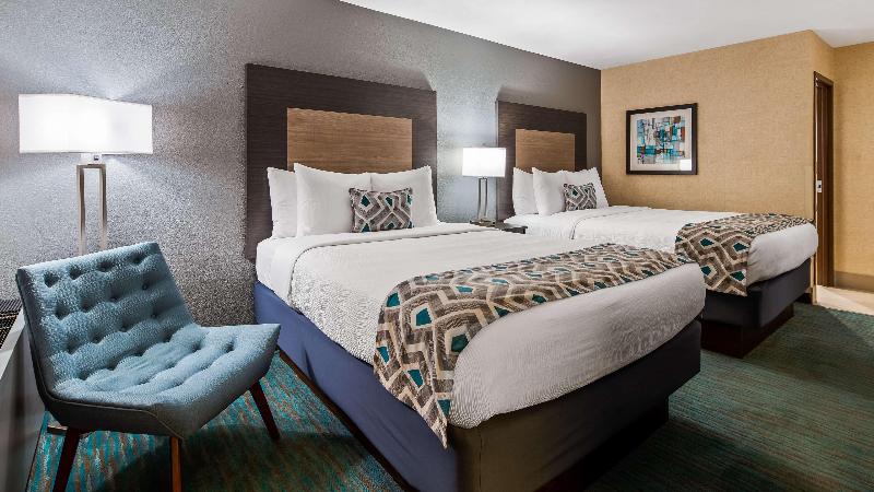Best Western Plus Lake Jackson Inn & Suites image