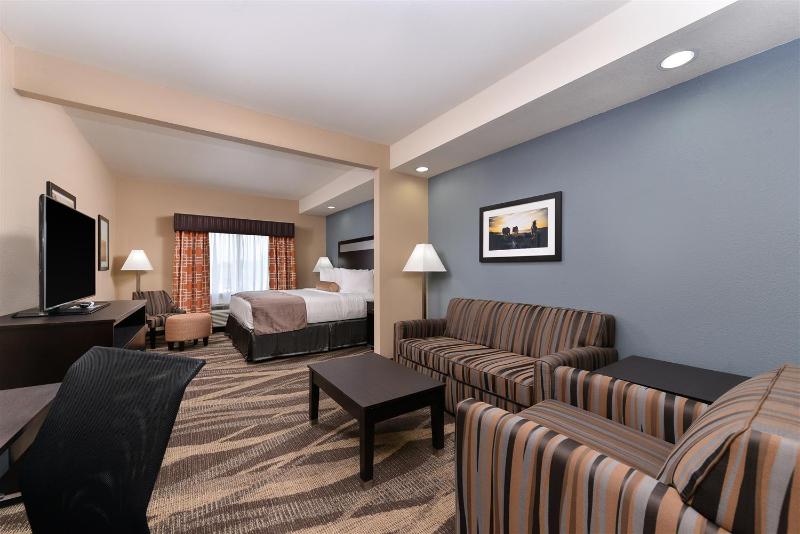Best Western Plus Lake Jackson Inn & Suites image