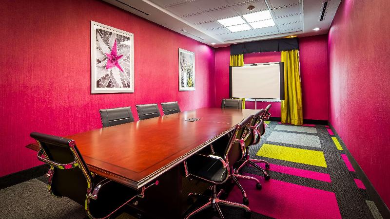 Best Western Plus Dilley Inn & Suites image