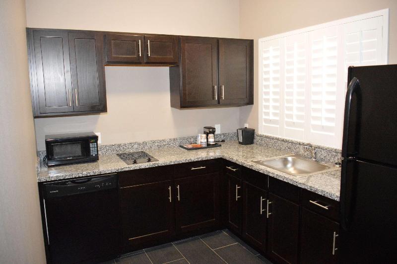 Best Western Plus Dilley Inn & Suites image