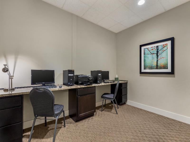 Best Western Plus Arlington/Marysville image
