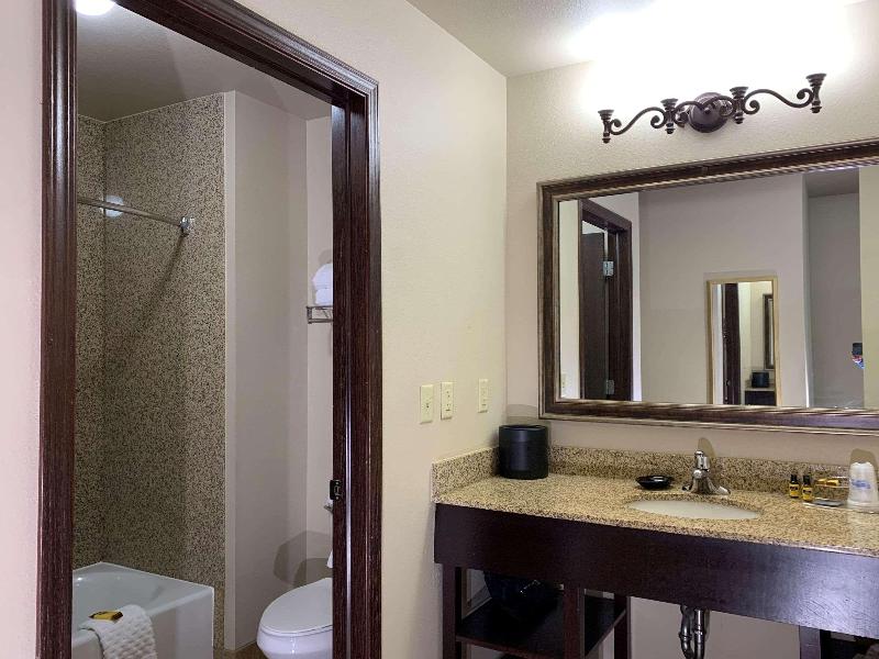 Radisson Hotel River Falls image