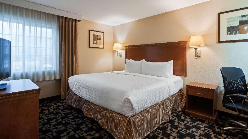 Best Western Plus Wausau-Rothschild Hotel image