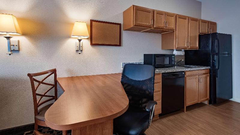 Best Western Plus Wausau-Rothschild Hotel image