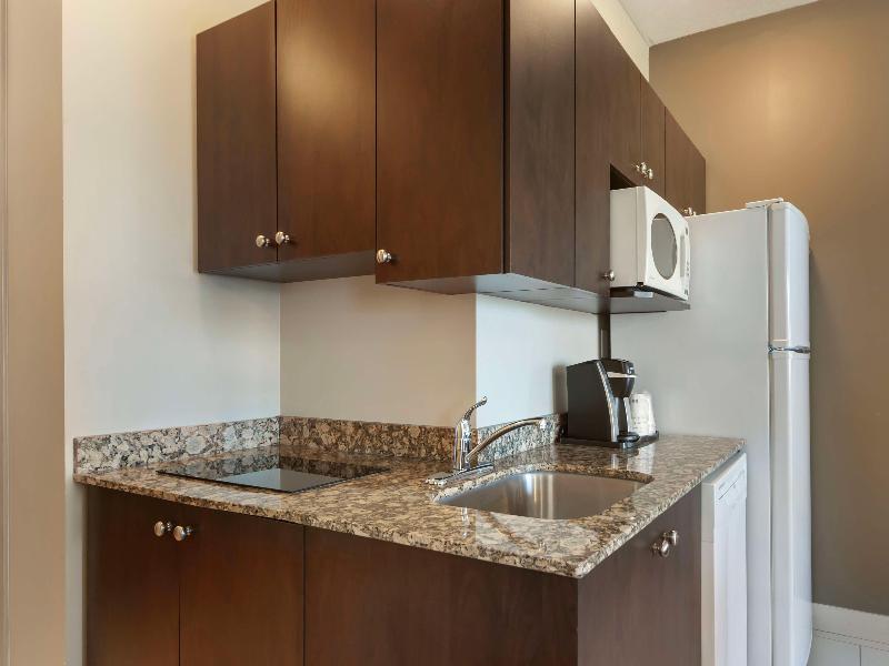 Best Western Plus Peace River Hotel & Suites image